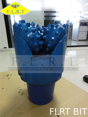 좋은 가격 텅스텐 탄화물 밀봉된 전표 방위를 가진 Tricone 드릴용 날 FSA517G 06 온라인으로