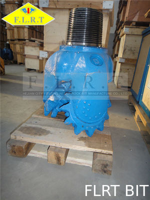 좋은 가격 착용 - 수직 우물 훈련을 위한 저항하는 강철 이 Tricone 조금 374.7mm 크기 FSA124G 온라인으로