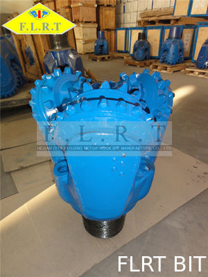 좋은 가격 가스 우물 훈련을 위한 직업적인 TCI Tricone 조금 13 1/2” FSG515G IADC 515 온라인으로